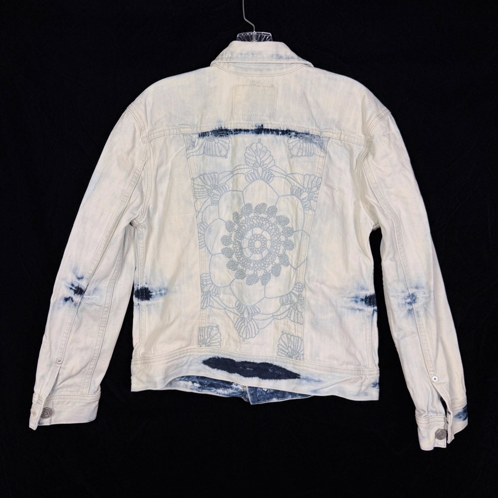 True Religion Embroidered Bleached Gigi Denim Jacket Small